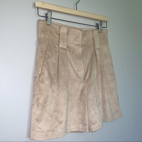 Mango Shorts Women’s Size 2 US Tan Beige Faux Suede Microsuede High Waisted - Picture 4 of 7